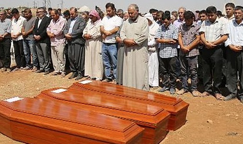 Enterro de Aylan, o garoto sírio