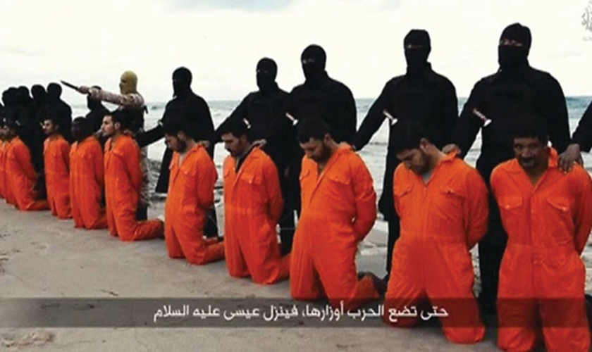 Estado Islâmico executou 21 cristãos coptas em fevereiro de 2015. (Imagem: Youtube)
