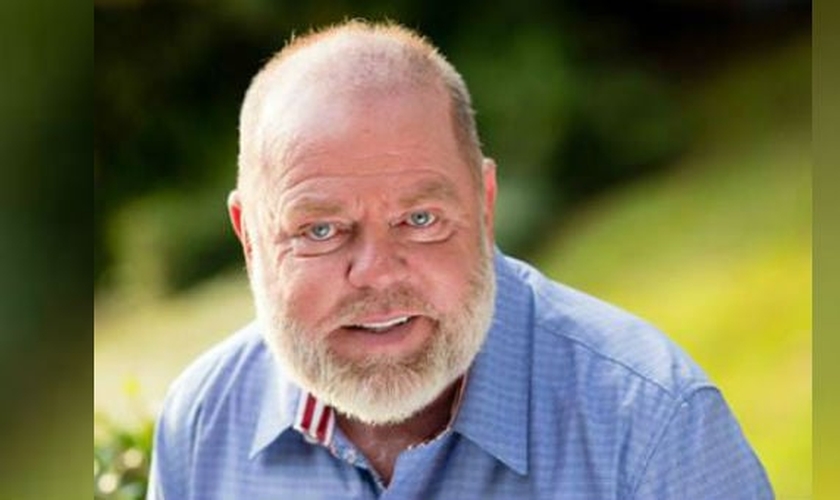 Bill Purvis atualmente é pastor da Igreja 'Cascade Hills' em Columbus, na Georgia (EUA) e tem compartilhado o seu testemunho de livramento no livro "Faça Uma Pausa para Ele" (Foto: Charisma News)