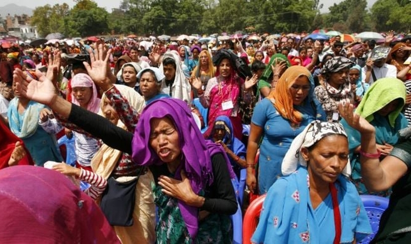 Minoria religiosa no país, cristãos constituem apenas 2% dos 28 milhões de habitantes do Nepal. (Foto: Reuters)