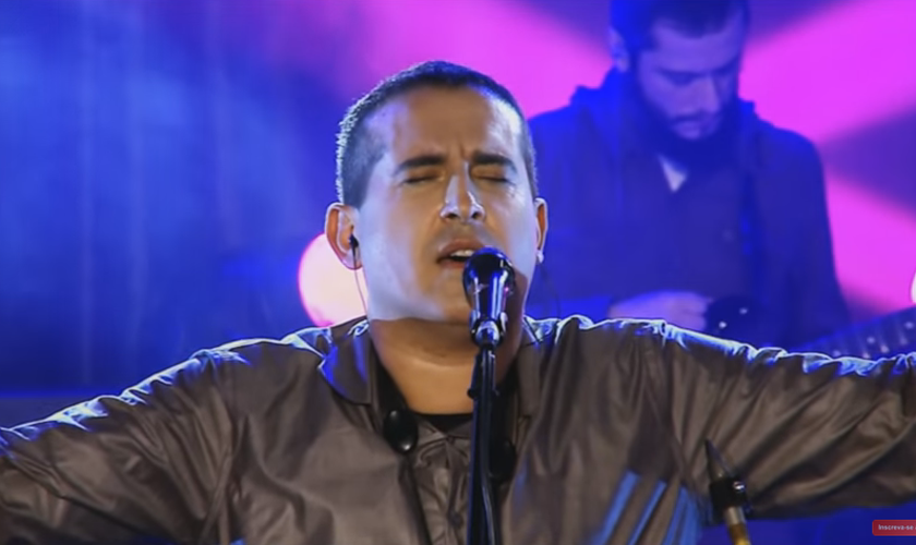 Davy tem abençoado milhares de vidas com composições inspiradas e ministrações no Brasil e em outras nações. (Foto: Reprodução).