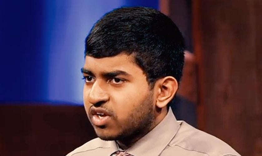 Anand é um jovem talentoso que vivenciou um milagre aos 4 anos de idade. (Imagem: Facebook)