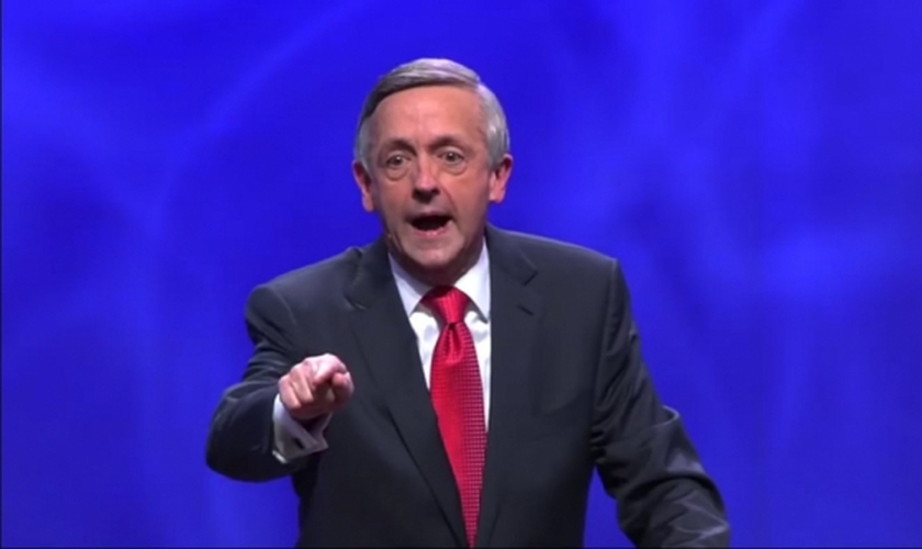 Pastor Robert Jeffress lidera a Primeira Igreja Batista de Dallas, no Texas. (Imagem: Youtube)