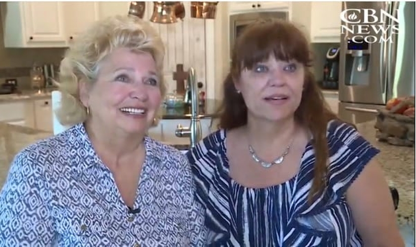 Donna Pavey (esquerda) e Sharon Glidden (direita), mãe e filha, respectivamente. (Imagem: CBN News)
