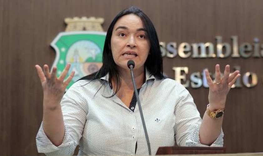 Dra. Silvana é deputada estadual no Ceará, pelo PMDB. (Foto: Dra. Silvana - Blog Oficial)