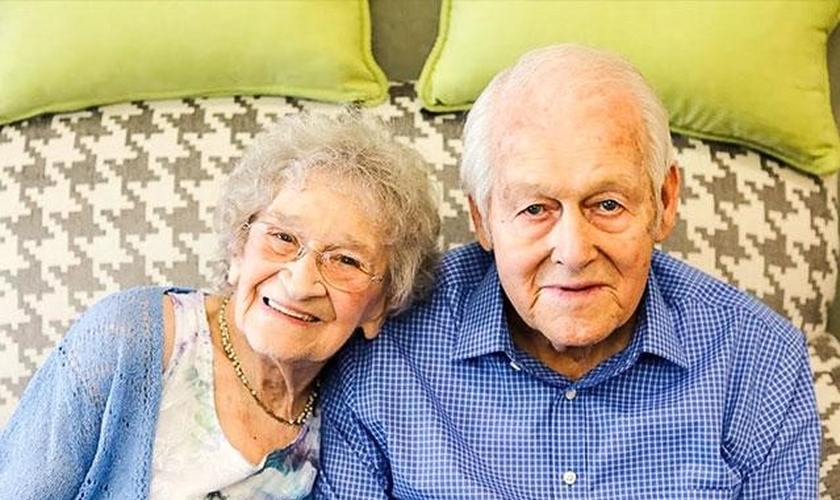 Donald e Vivian Hart estão com 99 anos de idade e completando 80 anos de casamento. (Foto: ABC News)