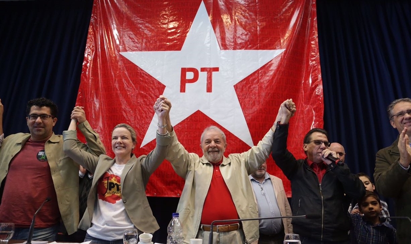 Os movimentos sociais de esquerda funcionam mais ou menos assim. É a política da primeira infância. A política do “Eu quero porque quero!” é muito perigosa. (Imagem: PT)