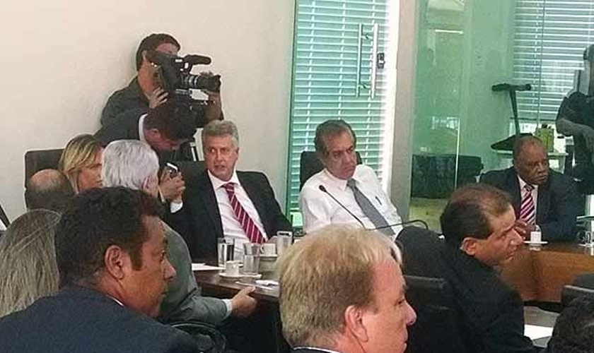 Rollemberg pediu que fossem dados avisos nos cultos, orientando a população sobre o que é possível fazer para combater a proliferação do inseto.