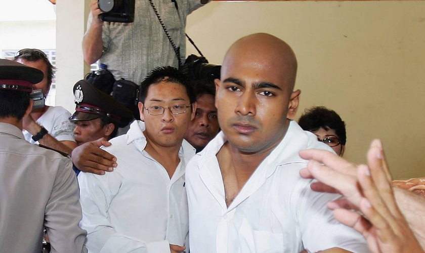 Os australianos Andrew Chan (pastor) e Myuran Sukumaran, decidiram marcar a sua morte cantando hinos cristãos.