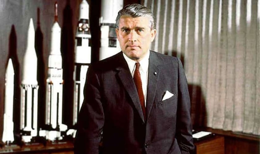 Wernher von Braun, considerado o pai da ciência de foguetes, confrontou a própria ciência com a fé no Criador.