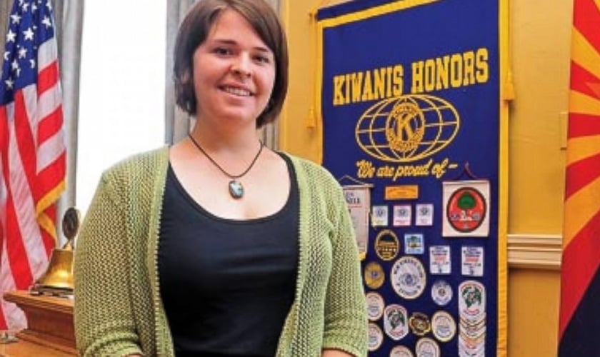 Kayla Mueller foi capturada e morta por militantes terroristas. (Foto: Reprodução)