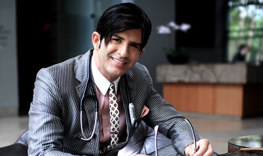 O médico demonstra grande arrependimento por não ter seguido uma caminhada integral na obra missionária. (Foto: André Giorgi/IG)