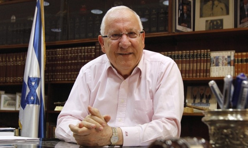 Presidente de Israel, Reuven Rivlin, afirmou que considera cristãos e judeus “irmãos”. (Foto: Miriam Alster/Flash90)
