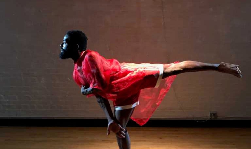 Jerron Herman atua na Companhia de Dança Heidi Latsky, em Nova York. (Foto: Andria May-Corsini)