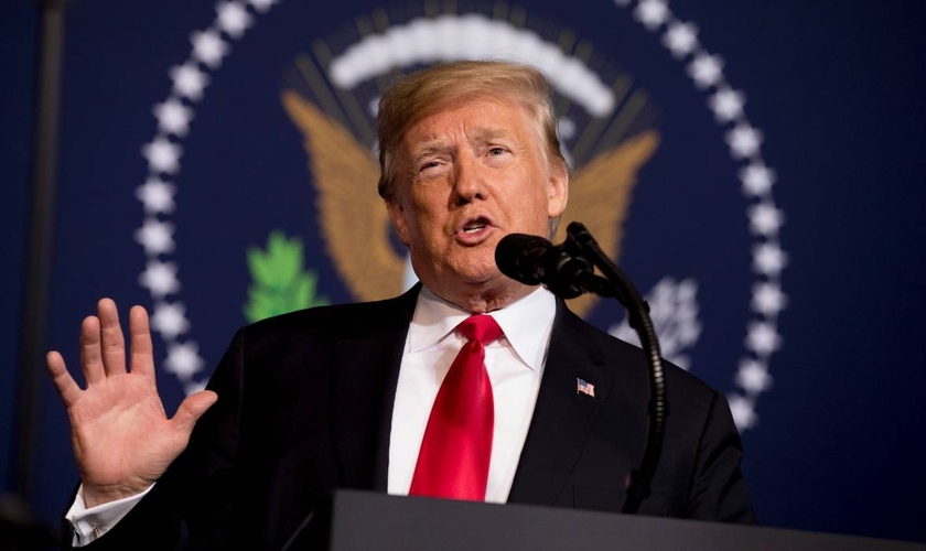 O presidente dos EUA, Donald Trump, anunciou a retirada total das tropas na Síria. (Foto: Andrew Harnik/AP)