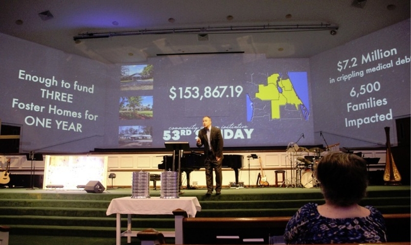 Pastor Dan Glenn fala na Igreja Batista Stetson em DeLand, na Flórida, em 7 de julho de 2019. (Foto: Stetson Baptist Church)