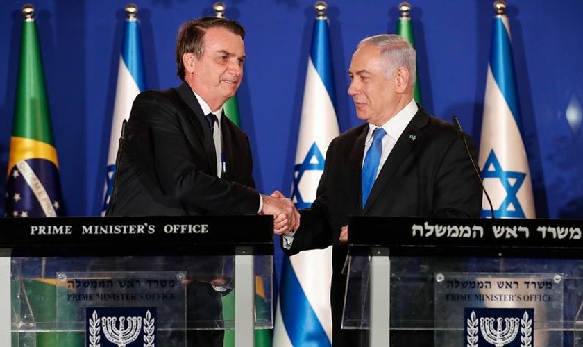 Bolsonaro e Netanyahu em encontro no Brasil. (Foto: Reprodução/Metrópoles)