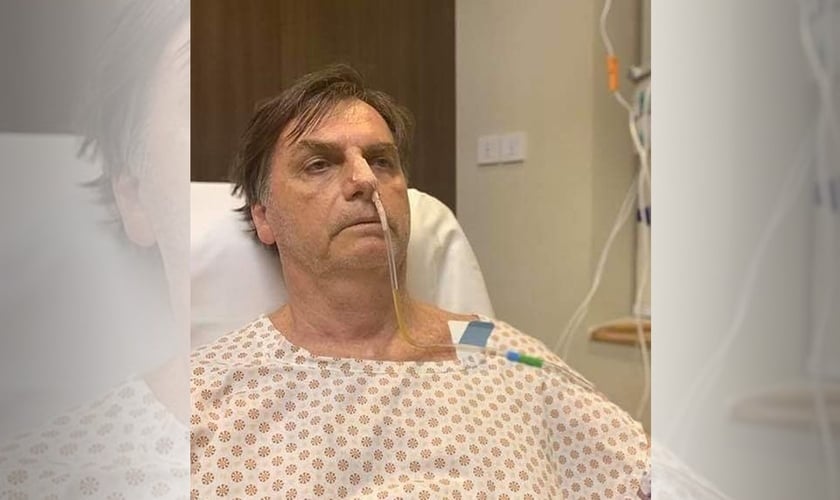 Presidente da República, Jair Bolsonaro com sonda nasogástrica. (Foto: Reprodução/Twitter)