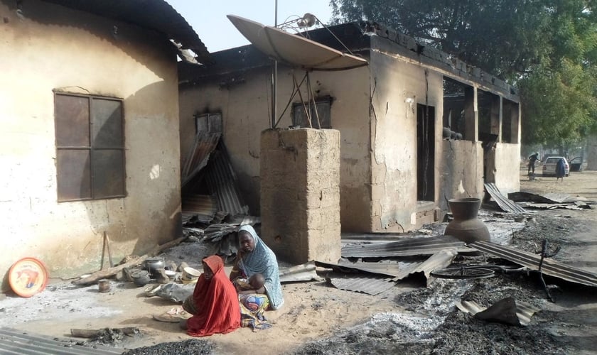 Aldeia dizimada após ataquedo Boko Haram em Dalori, no nordeste da Nigéria. (Foto: Reprodução/Irish Times)