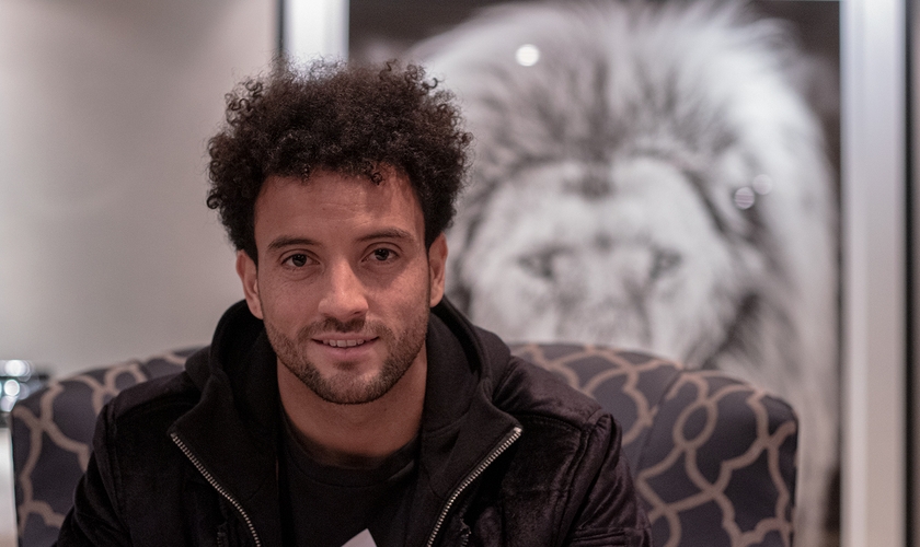 Felipe Anderson contou seu testemunho de vida em entrevista ao Guiame. (Foto: Marcos Paulo/Guiame)