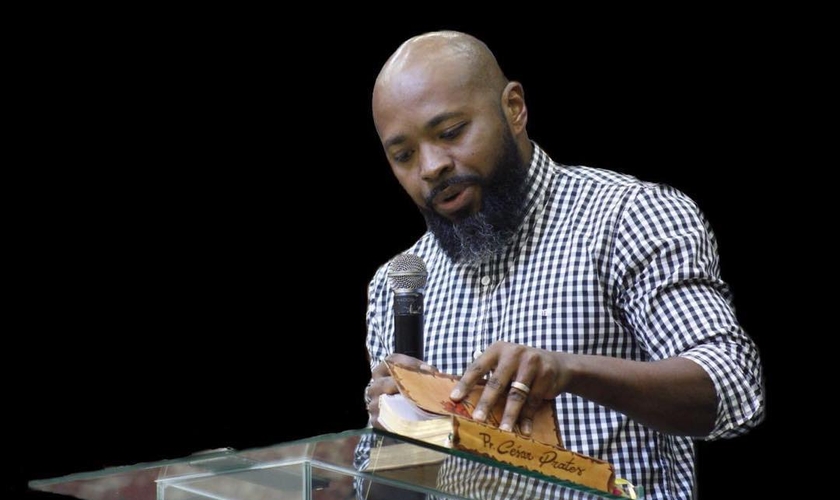 César Prates, ex-lateral do Real Madrid, é pastor em Balneário Camboriú. (Foto: Reprodução/Instagram)