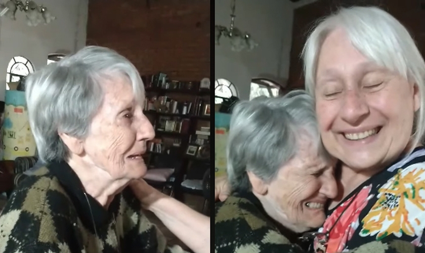 Vídeo emocionante mostra Esther Pereira contando que Jesus apareceu e a abraçou enquanto orava. (Foto: Reprodução/Facebook)