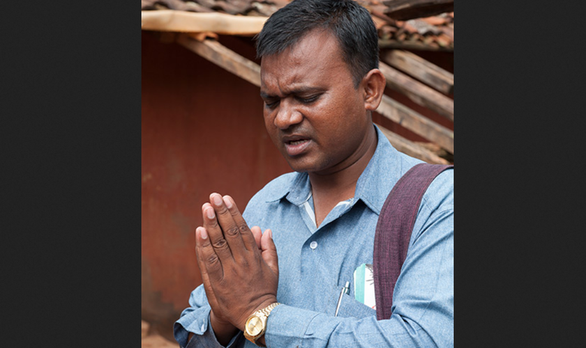 Roshan tornou-se pastor e dedicou sua vida para a servir a Deus. (Foto: Reprodução/GFA)