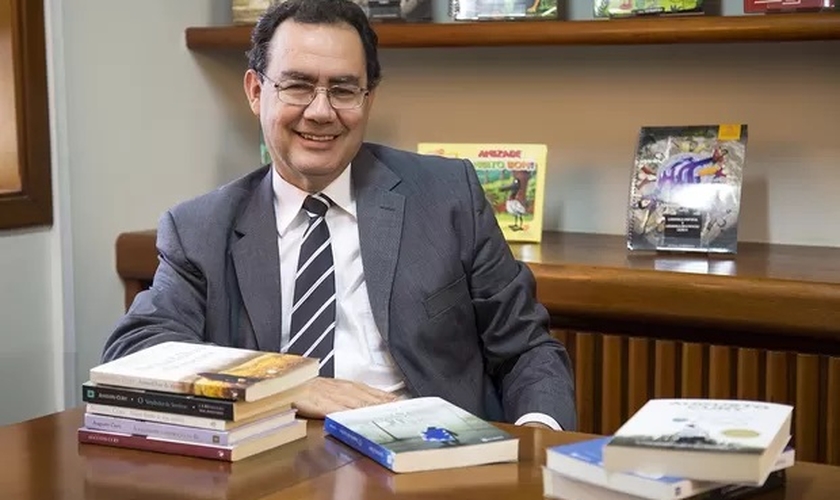 O psiquiatra Augusto Cury. (Foto: Reprodução/Divulgação)