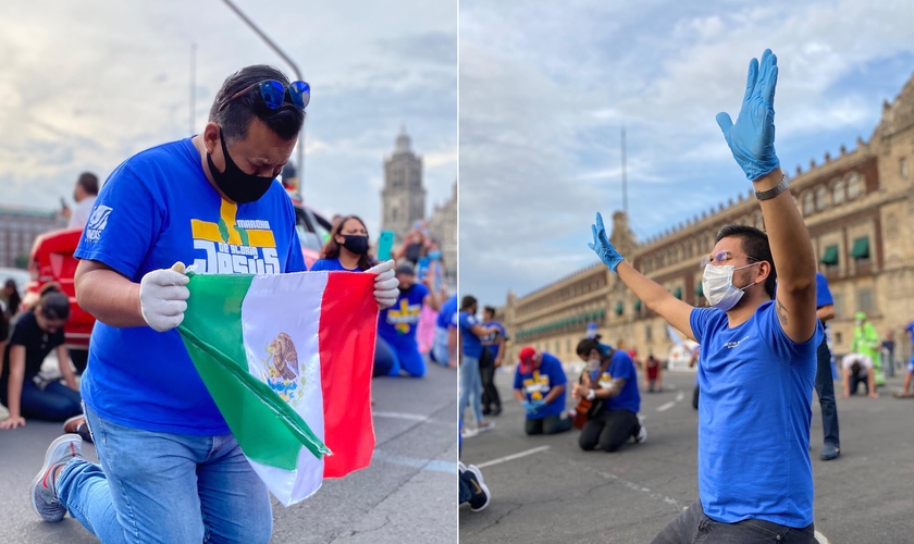 Cristãos em oração nas ruas do centro da Cidade do México, capital do país. (Foto: Marcha de Gloria)