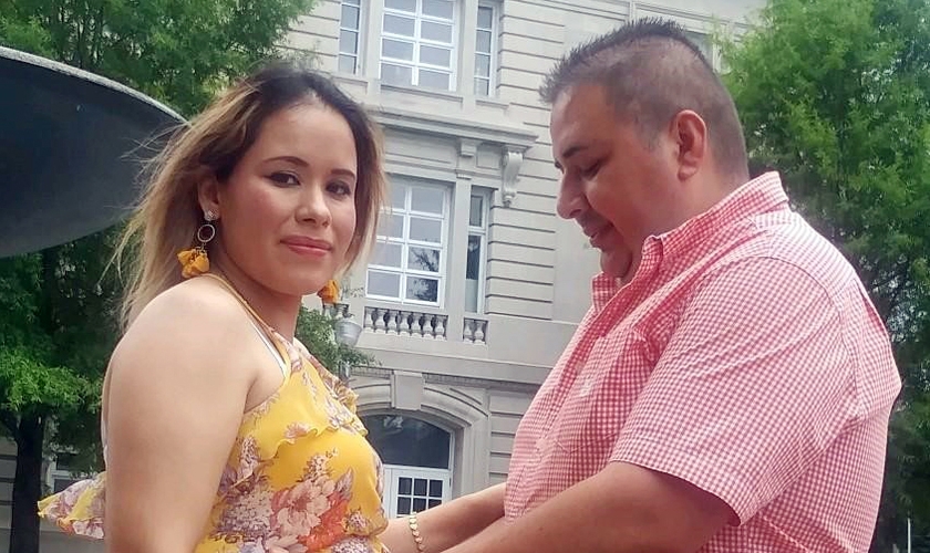 Rocio e seu marido, Miguel, ficaram separados por cinco dias devido a Covid-19. (Foto: Arquivo pessoal)