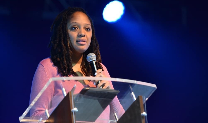 Jessica Newsome passou a aconselhar pessoas que lutam com sua sexualidade. (Foto: Jessica Newsome)