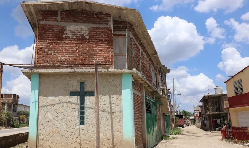 Prédio de igreja cristã em Cuba. (Foto: Reprodução / Portas Abertas)