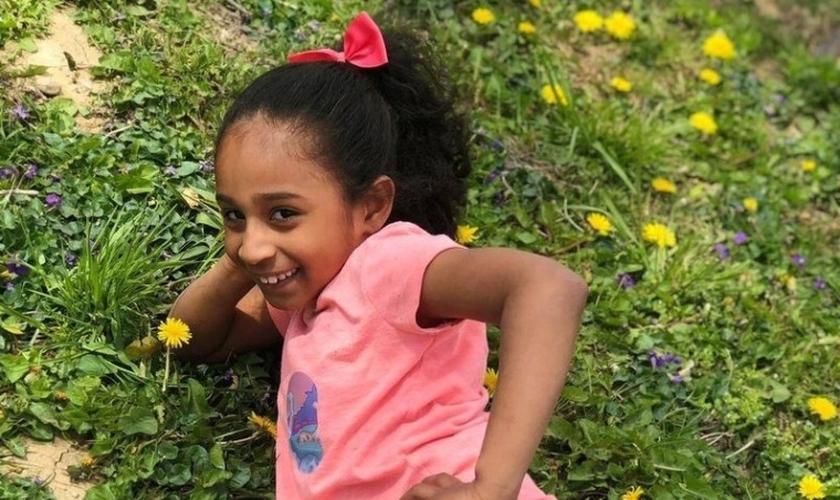 Dorielis Reyes morreu aos 9 anos, após lutar durante meses contra uma misteriosa inflamação no cérebro, nos EUA. (Foto: Arquivo Pessoal)