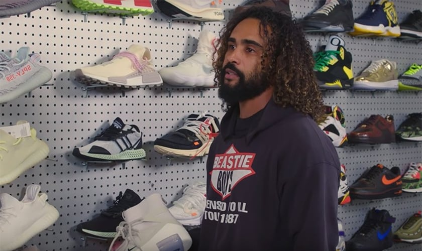 Jerry Lorenzo é designer de tênis e roupas e lançou uma marca inspirada em valores cristãos. (Foto: highsnobiety)
