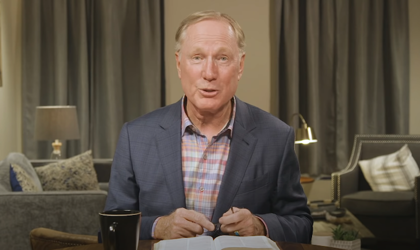O pastor Max Lucado fala sobre as tempestades da vida. (Foto: Max Lucado/YouTube)