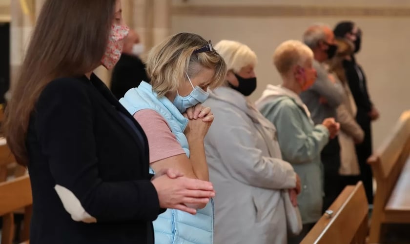 Pastores pedem proteção sem restrições desnecessárias e autoritárias a famílias. (Foto: Reprodução / Evangelical Focus)