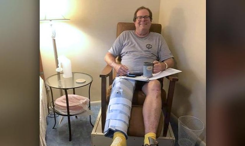 Stuart passou por 13 cirurgias e conseguiu voltar a andar, após um grave acidente de moto. (Foto: Arquivo Pessoal / CBN News)