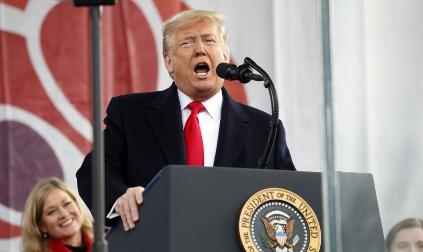 Presidente Donald Trump participou da Marcha Pela Vida em Washington, em 2020. (Foto: Yuri Gripas/Abaca Pool/EPA-EFE/R)