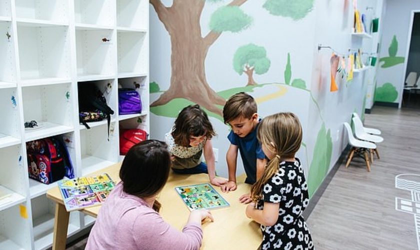 Um novo currículo de estudos étnicos pode chegar à Califórnia no próximo ano. (Foto: Alamy Stock Photo)