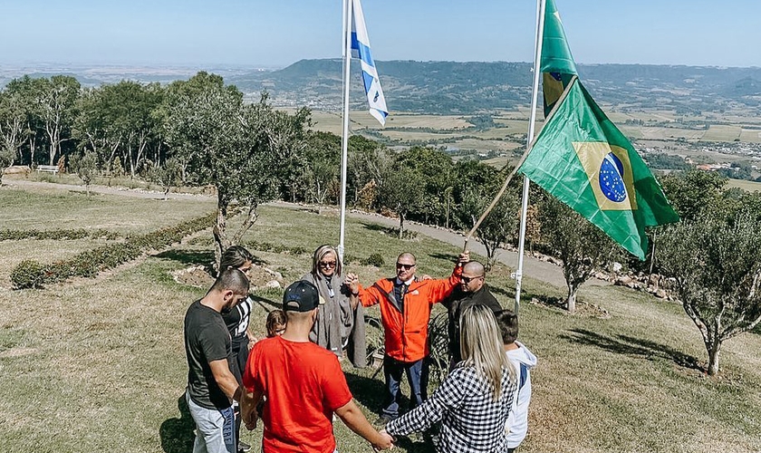 Joel Engel chama as igrejas a clamarem pelo Brasil. (Foto: Ministério Engel)