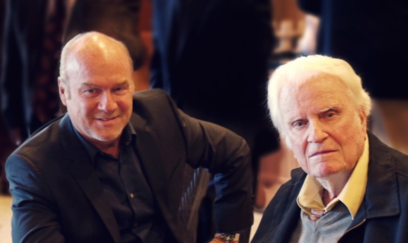 O pastor Greg Laurie e Billy Graham. (Foto: Harvest America).