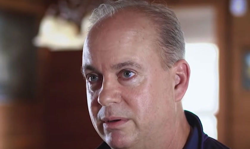 O médico Tom Blee clamou por Deus e foi respondido. (Foto: Reprodução/TV God).