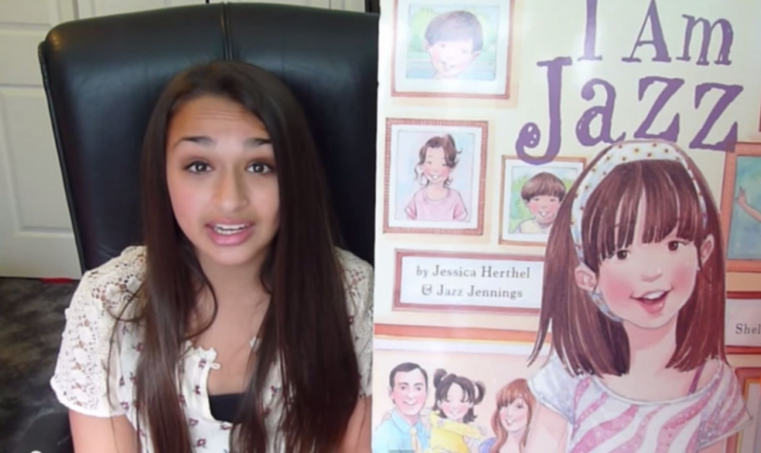 Jazz Jennings, um adolescente transgênero e co-autor do livro "I Am Jazz". (Foto: YouTube/Jazz Jennings)