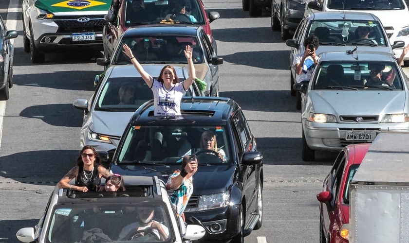 Carreata da Marcha para Jesus em São Paulo. (Foto: Bruno Escolastico/Photopress/Estadão Conteúdo)