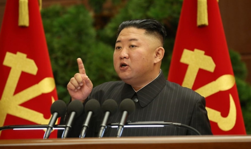 Kim Jong Un no VIII Congresso do Partido Trabalhista Coreano, 30 de junho de 2021. (Foto: Site de fotos públicas)