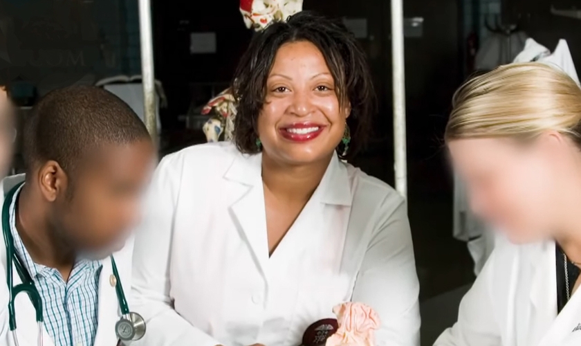 Felisa Wilson é médica aposentada da Força Aérea dos EUA. (Foto: The 700 Club/CBN News)