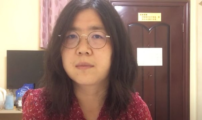 Detida desde maio de 2020, Zhang Zhan declarou uma greve de fome. (Foto:Handout/YouTube).