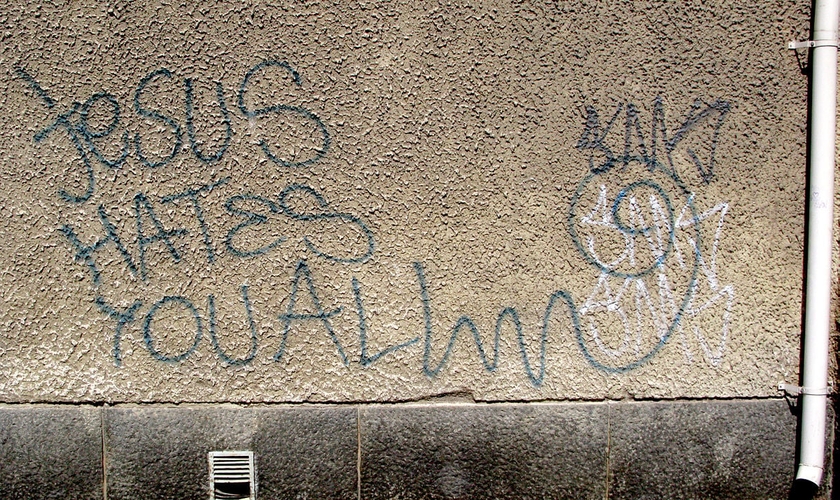 Grafite anticristão em Tampere, Finlândia. (Foto: Reprodução / Creative Commons)