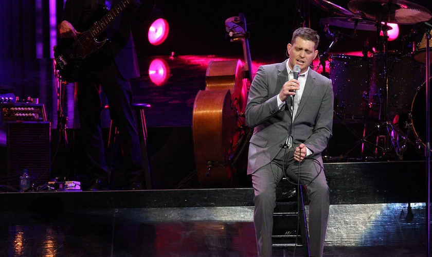 Michael Bublé durante show na turnê Crazy Love Tour. (Foto: Eva Rinaldi / Creative Commons)