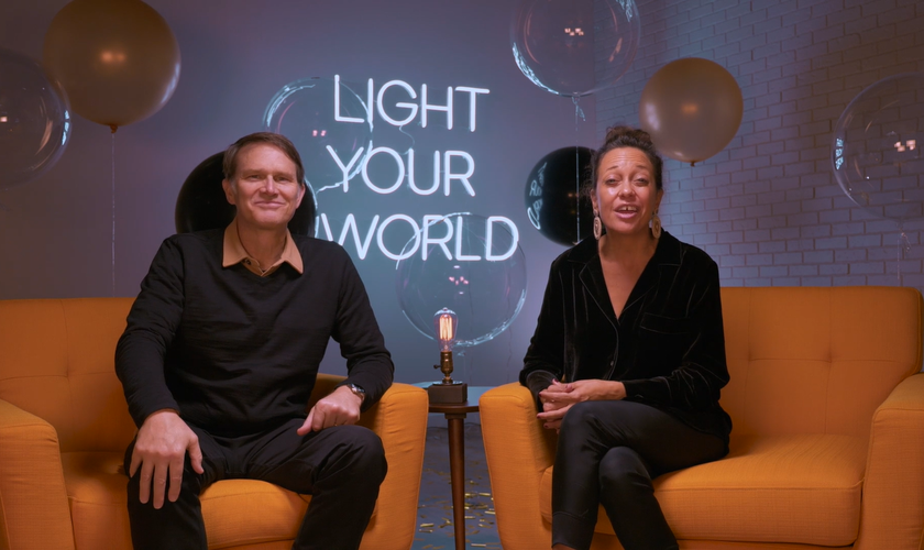 “Light Your World” foi produzido pela Associação Luis Palau. (Foto: Reprodução/Light Your World).